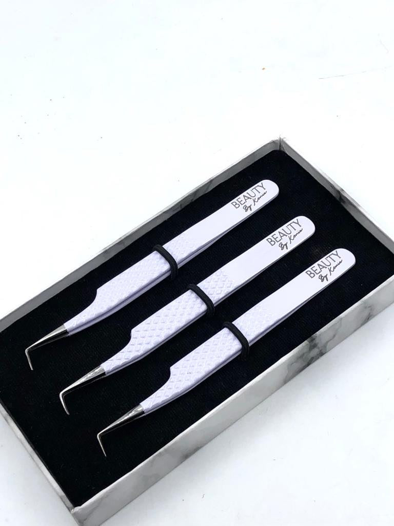 FLAWLESS WHITE Volume Tweezers